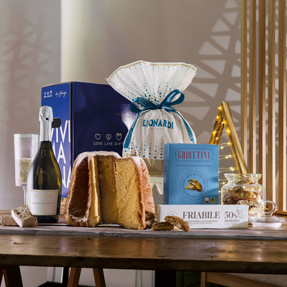 Cesto di Natale "Eleganza" - Pandoro, Spumante e Dolci