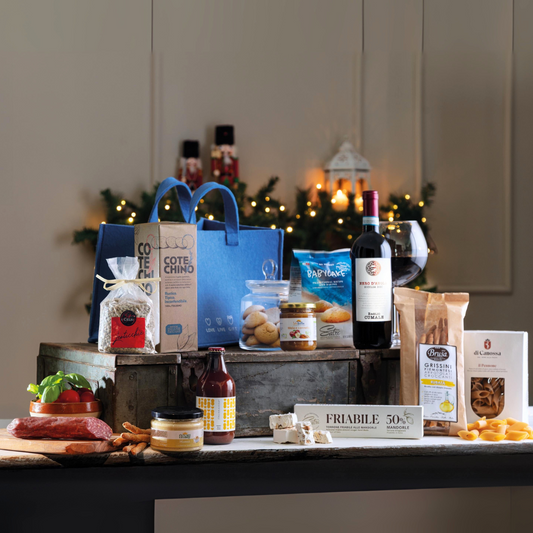 Cesto di Natale "Caminetto" - 11 Prodotti enogastronomici Tipici Natalizi