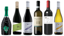 Load image into Gallery viewer, Freccia Organic Wines Christmas Basket
