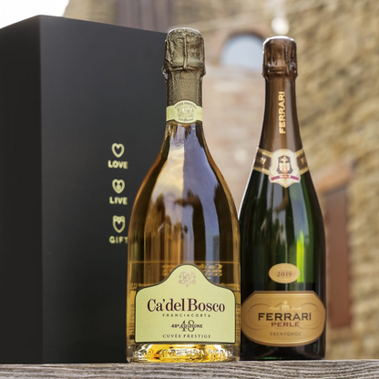 Cesto di Natale vini "Leggenda" - Trento Doc Perlé Riserva 2019 "Ferrari" 75cl e Franciacorta Cuvée Prestige Edizione 48 DOCG "Cà del Bosco"