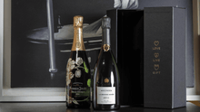 Cargar imagen en el visor de la galería, Cesto di Natale vini &quot;Fusion&quot; - Champagne Belle Epoque 2014 Perrier-Jouet &amp; Champagne La Grande Année 2014 Bollinger
