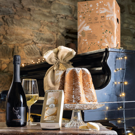 Cesto di Natale "Sinfonia" - Pandoro, Spumante e Ricciarelli