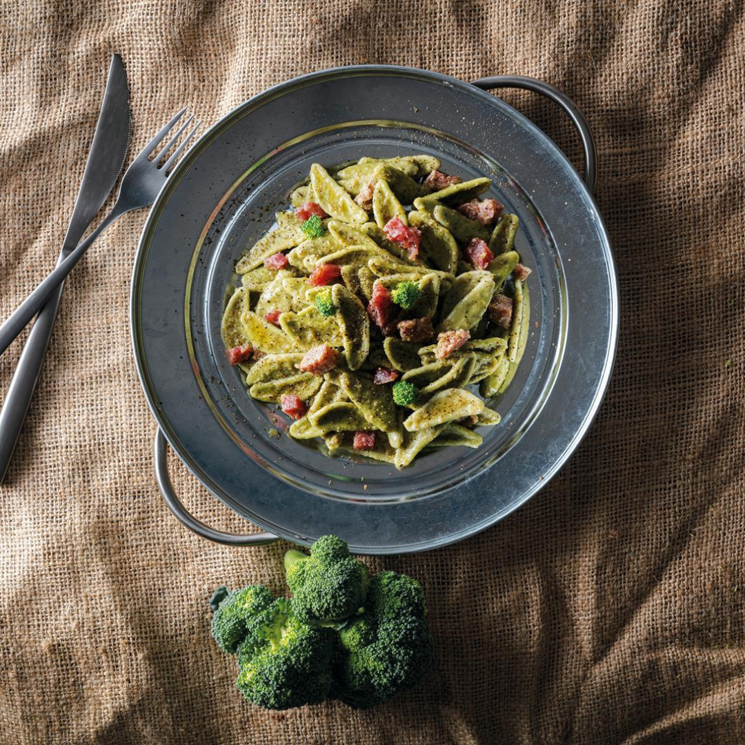 "Crusco" Christmas basket - Orecchiette, black garlic, buffalo cheese - Recipe box