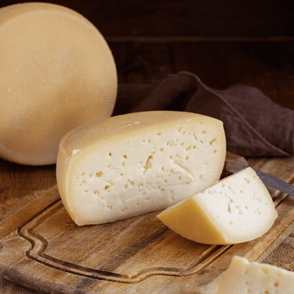 Pecorino Artigianale al Latte Crudo "Il Pianaccio" 350/400g