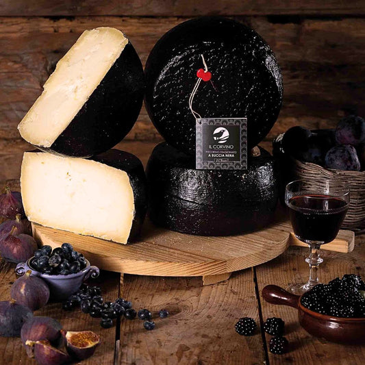 Pecorino "Il Corvino" stagionato a buccia nera Rocca Toscana 450g