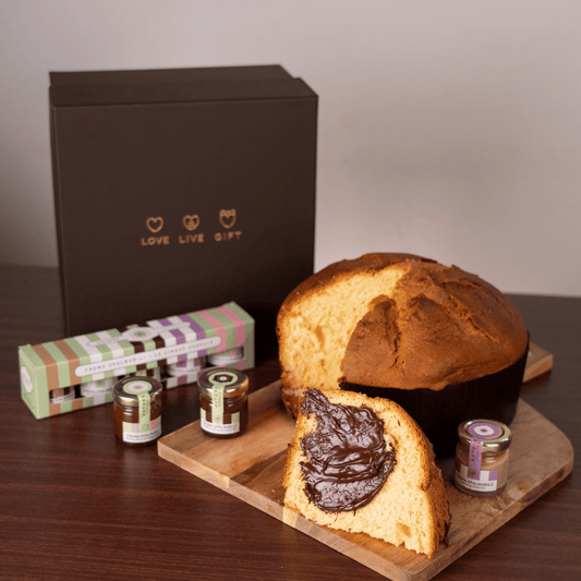 Panettone artigianale pandorato 1kg e 5 creme spalmabili