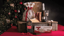 Load image into Gallery viewer, Tradition Christmas basket
