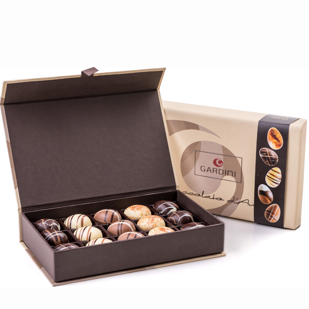 Verschiedene handgefertigte Schokoladeneier Gardini Luxuspackung 240 g 15 Stück