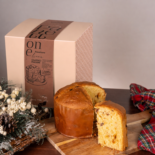Panettone classico in astuccio con fascia "Love live Gift" 750g