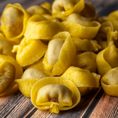 Tortellini artigianali alla carne con sfoglia a km0 "Il Pastarolo" 500g