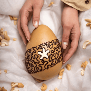 Salted Caramel Egg 200g 