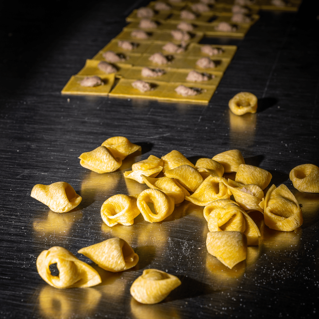 Tortellini artigianali alla carne con sfoglia a km0 "Il Pastarolo" 500g